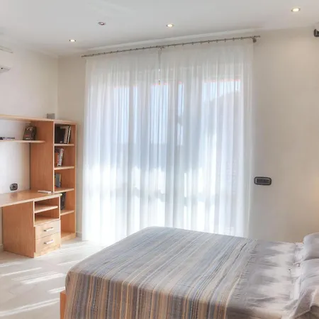 Casa Kisso * دْيانو مارينا